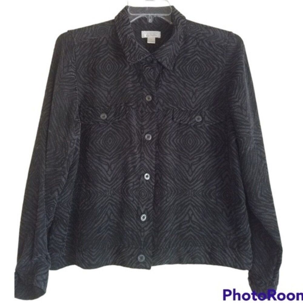 Christopher & Banks Grey & Black Print Button Down Jacket Size Large